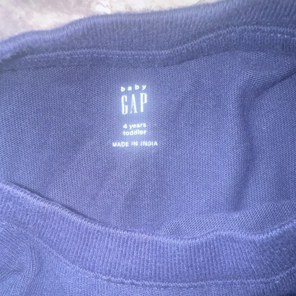 GAP Toddler Boys Size 4 Navy Varsity Stripe Long Sleeve Shirt